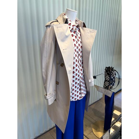 Burberry Classic Beige Trench Coat US4 - Picture 10 of 10